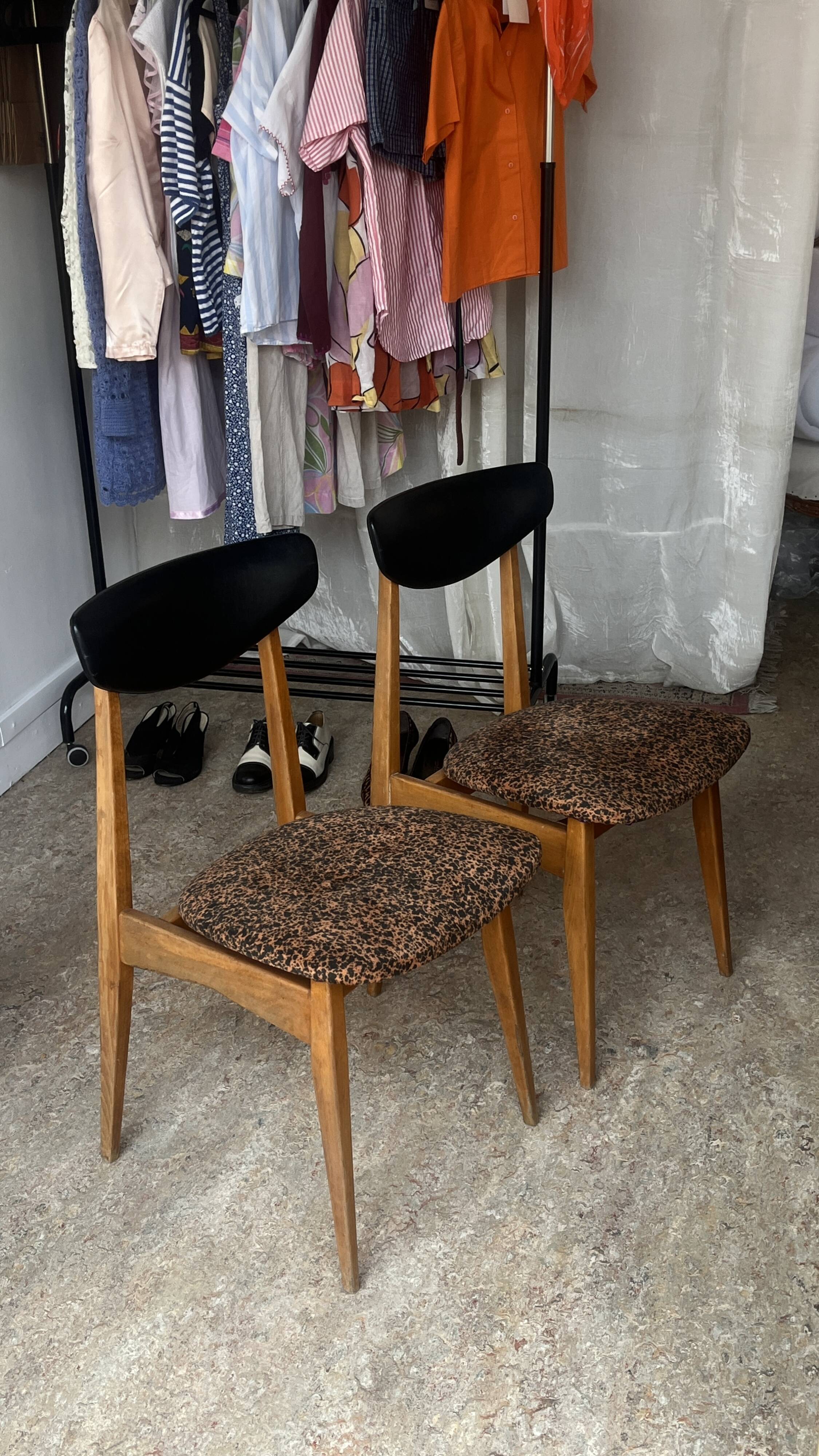 Chaises retapissées x2, années 60