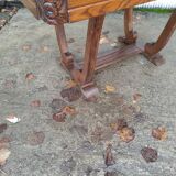 Table from the 30s with extensions