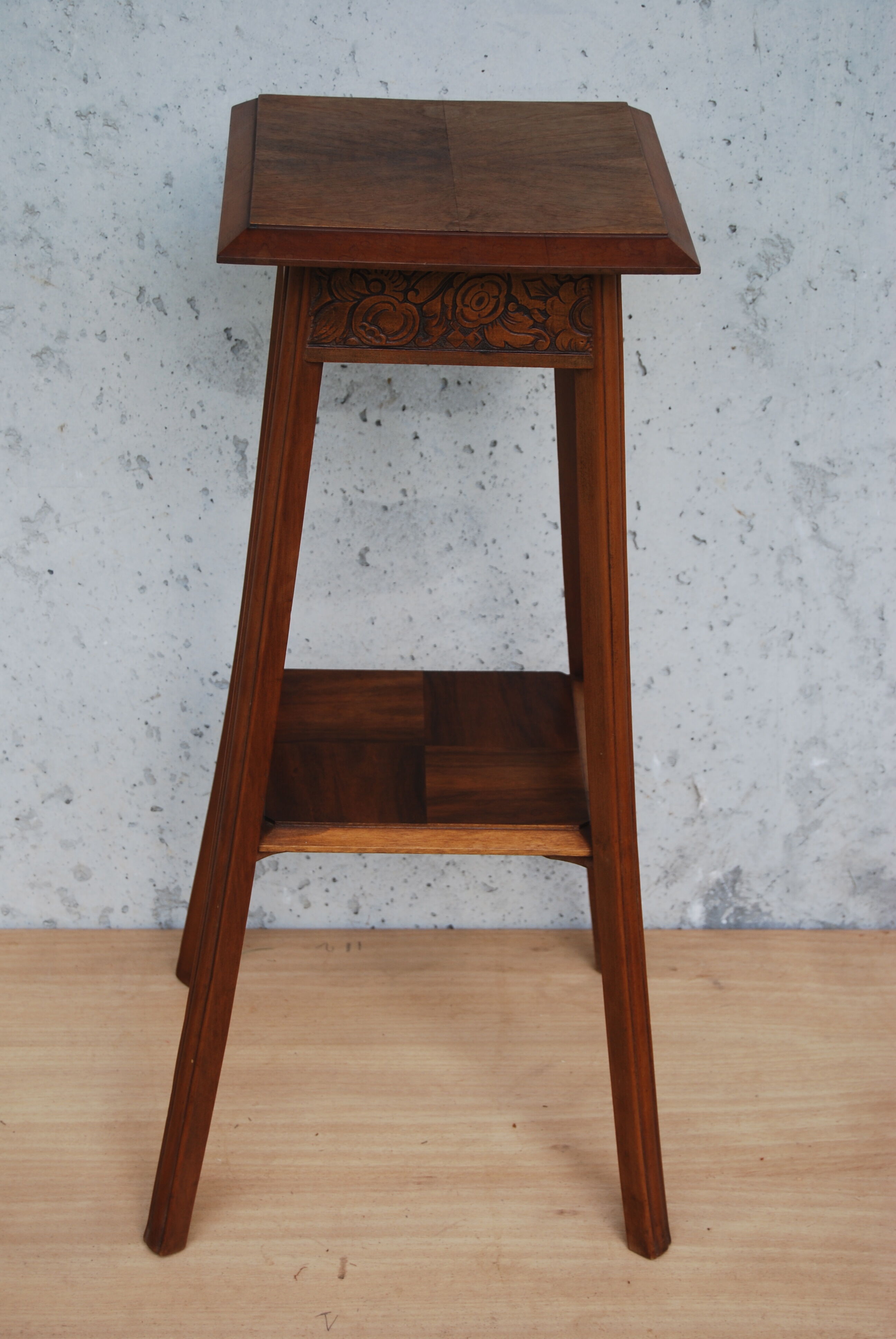 Saddle art deco walnut