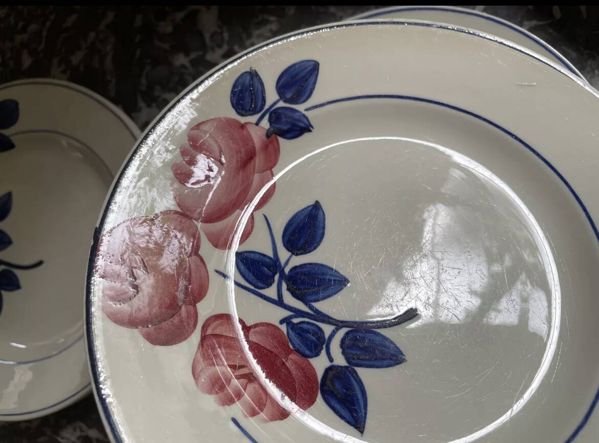 Dessert plates with rose decoration HBCM