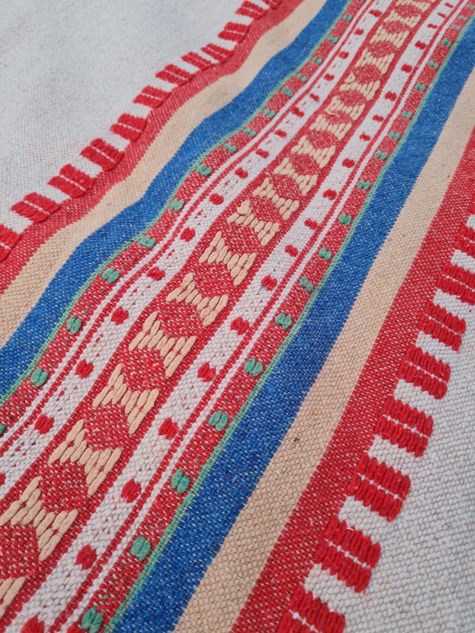 Handmade kilim carpet in cotton and wool 165x230cm