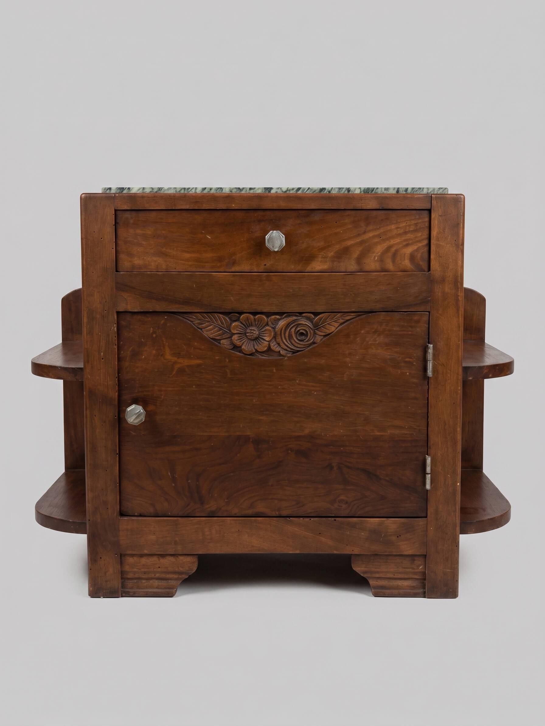 Table de chevet