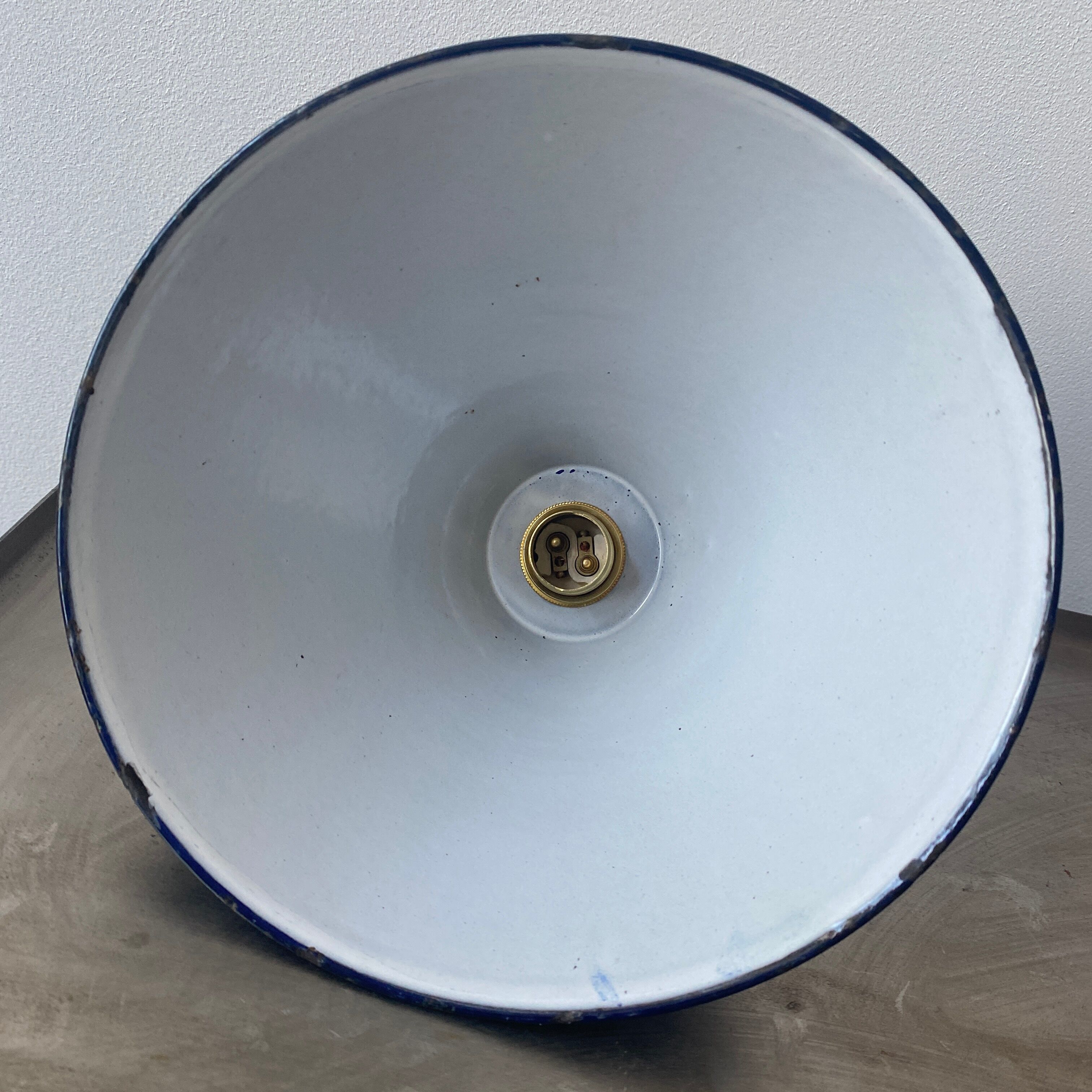 Lot 2 industrial suspensions blue emaillees 20 cm