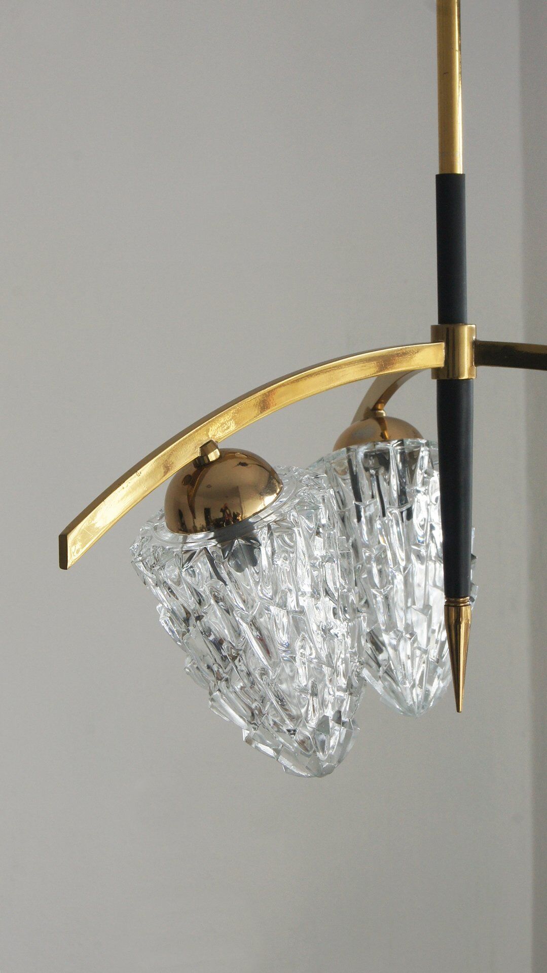 Suspension Spoutnik en laiton, années 1950