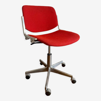 Office chair with wheels Giancarlo Piretti for Castelli