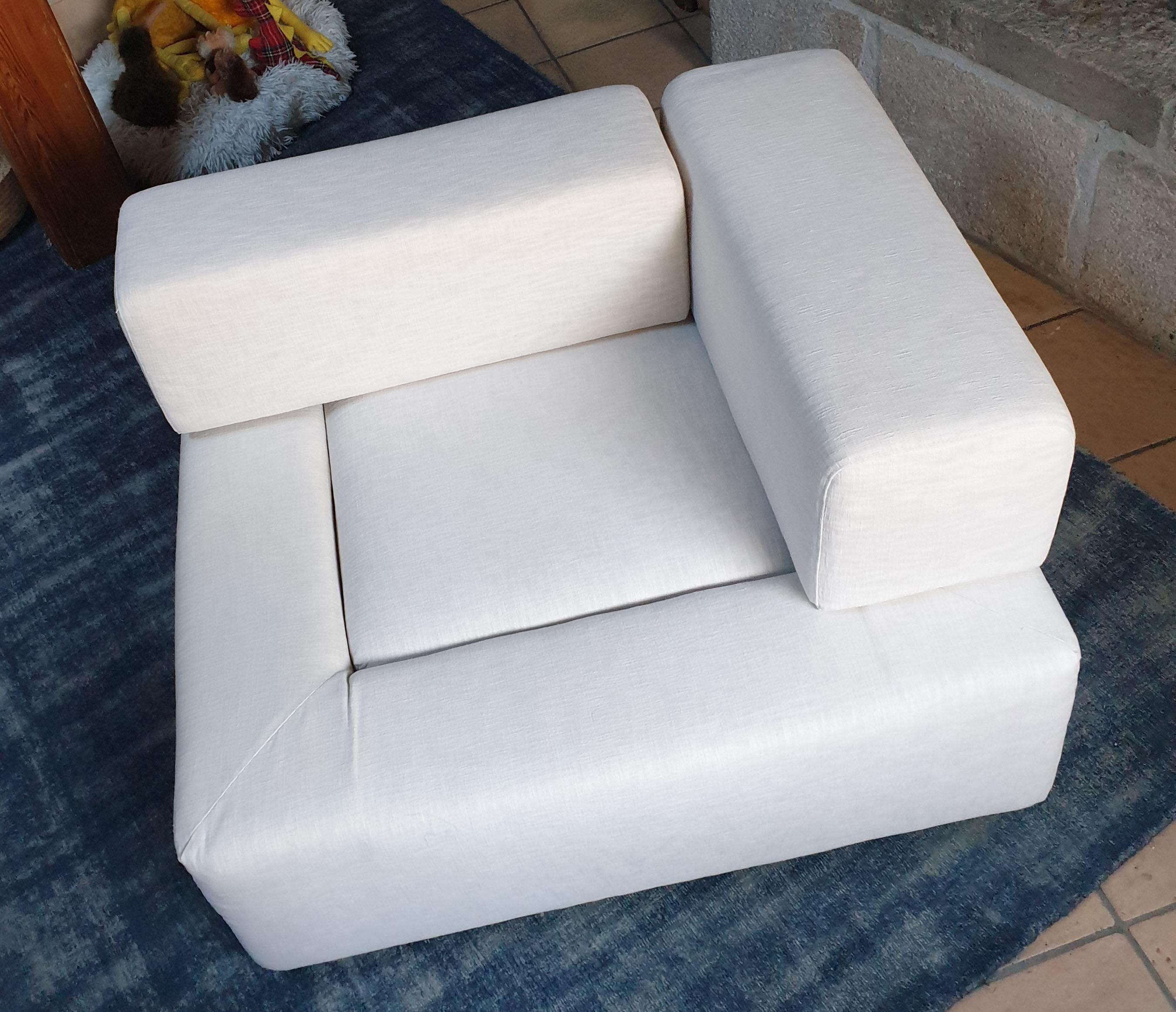 Cubic chair by "Sits"