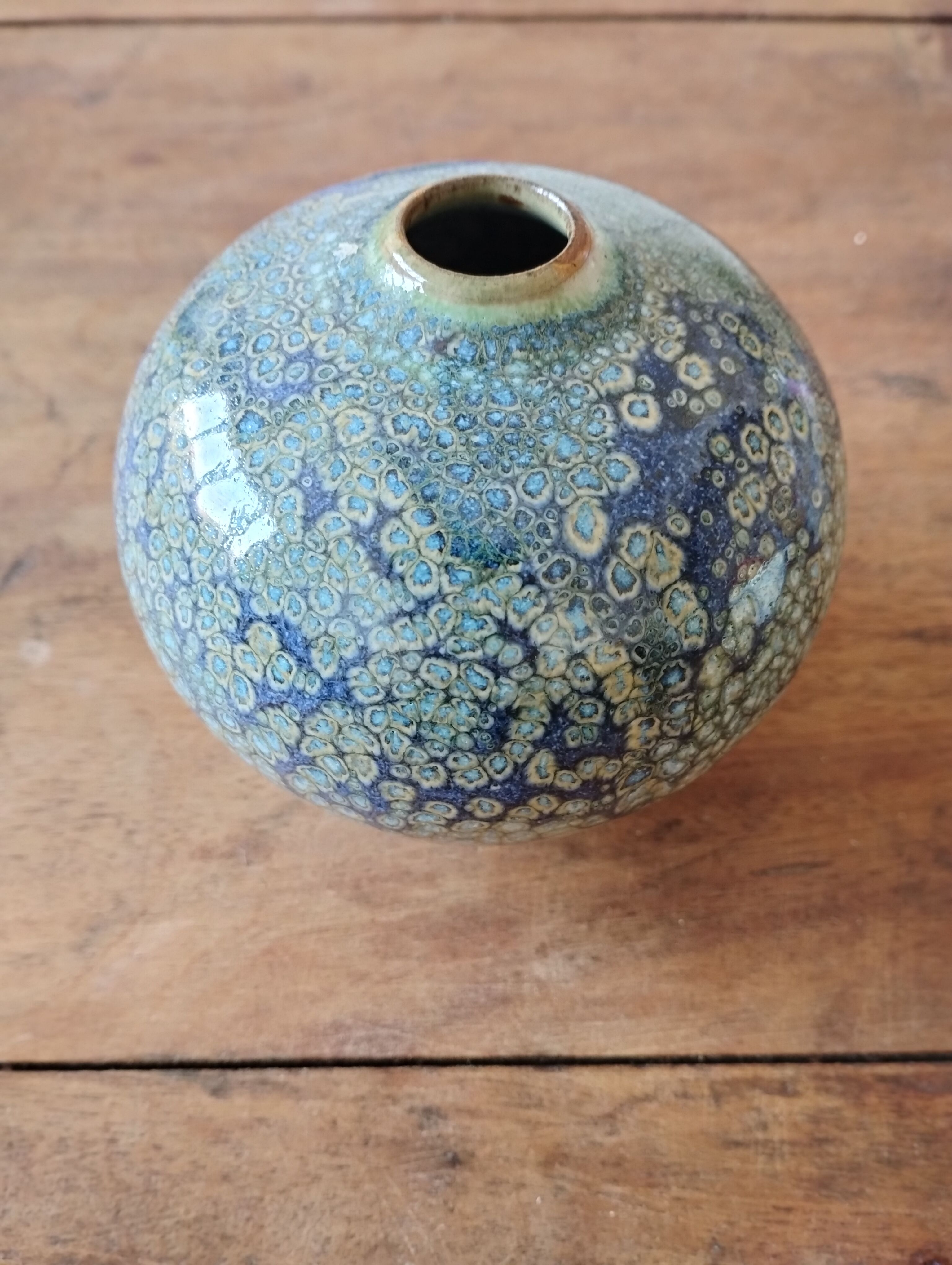 Ceramic vase