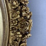 Miroir doré à motifs floraux XIXe siècle
