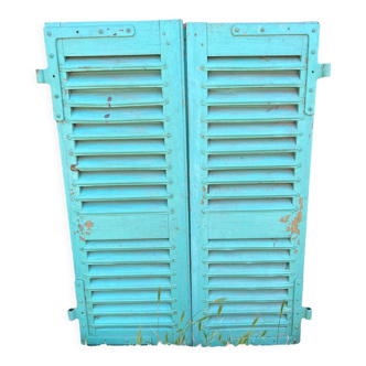 Louvered shutters