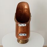 Coal bucket in hammered copper, brass and porcelain
