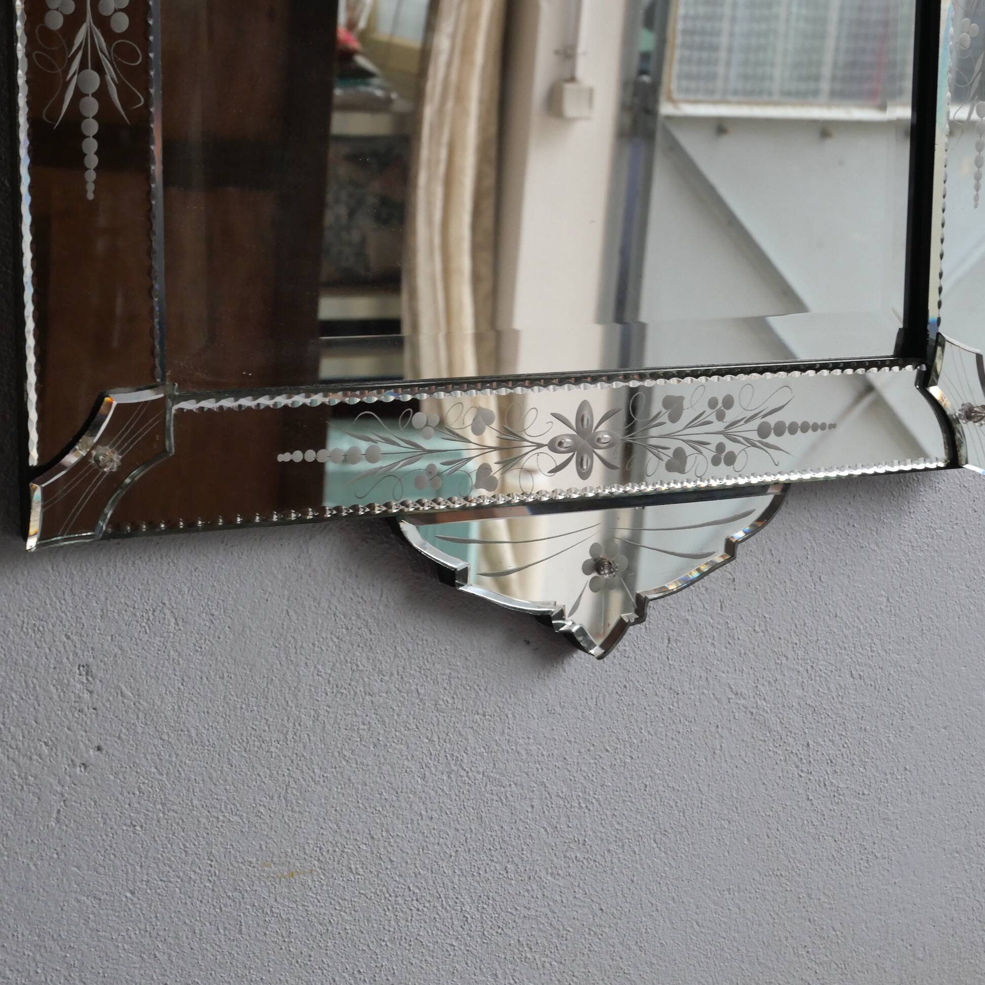 Antique bevelled mirror 1920-1940