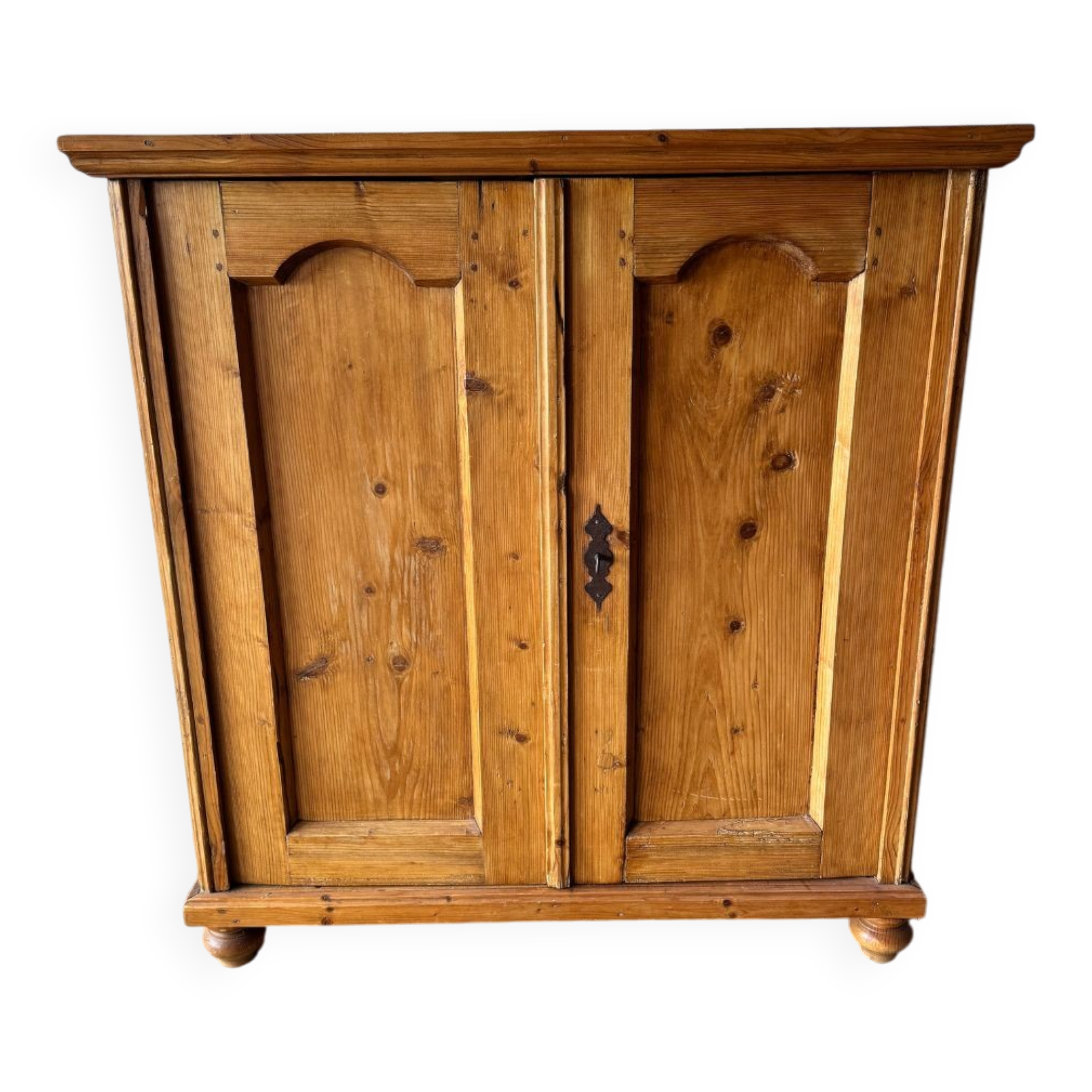 Meuble d'appoint en sapin - Circa 1930
