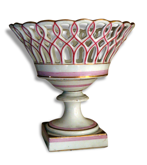 Coupe ajourée ancienne