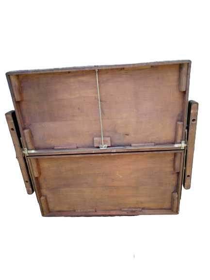 Table serves with removable tray mechanism year 50