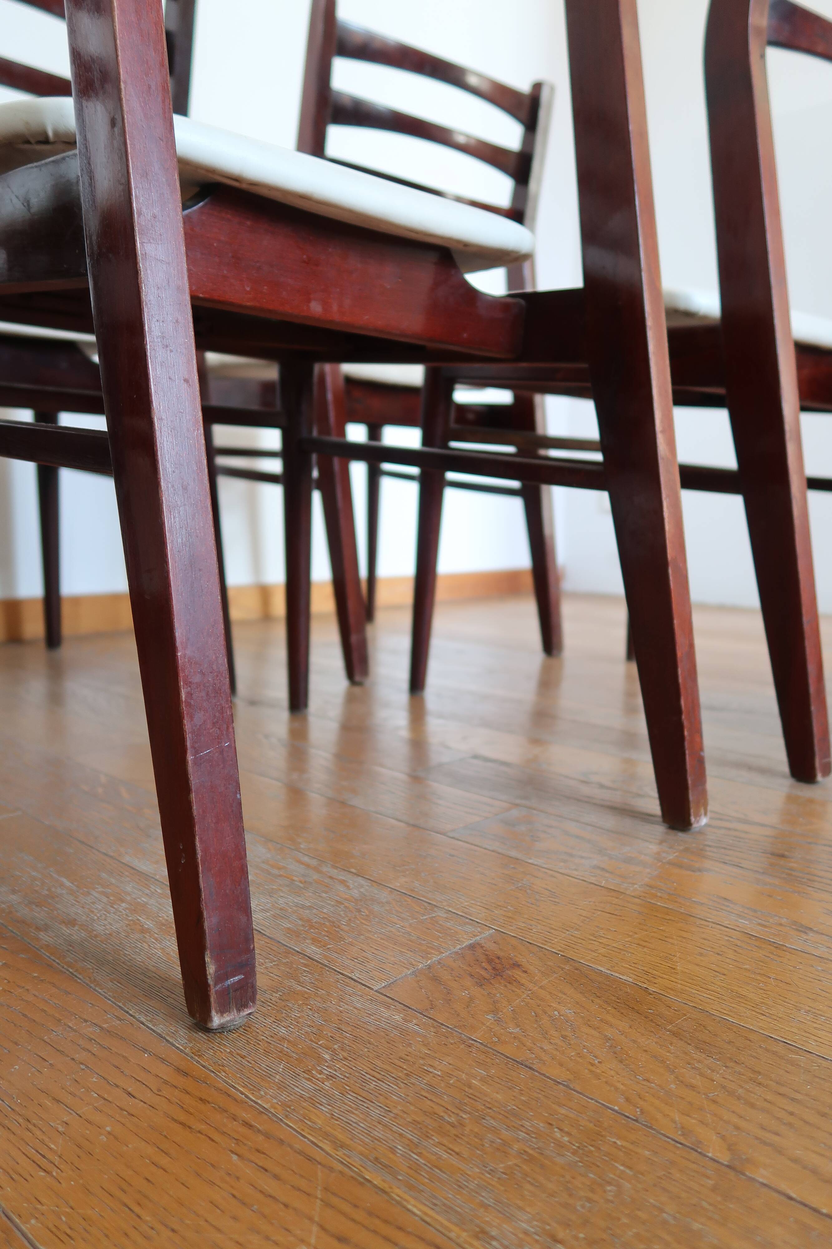 6 Scandinavian chairs skaï white