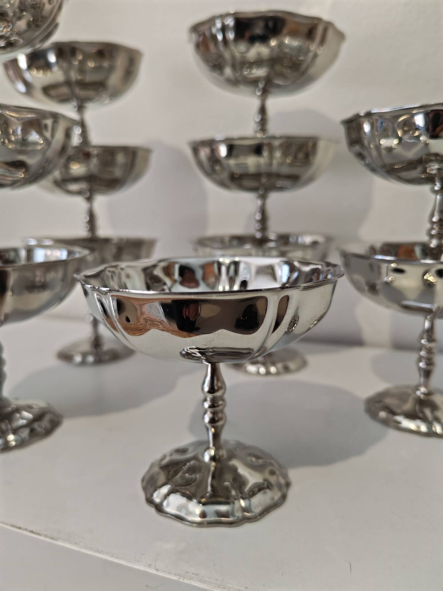 12 shiny high sorbet cups in stainless steel chrome