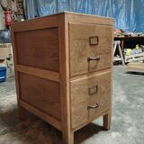 Workbench for freestanding use, lightened