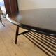 Table basse en frêne par Lucian Ercolani dans les années 60