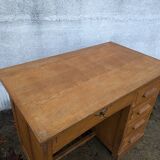 Bureau administratif adulte