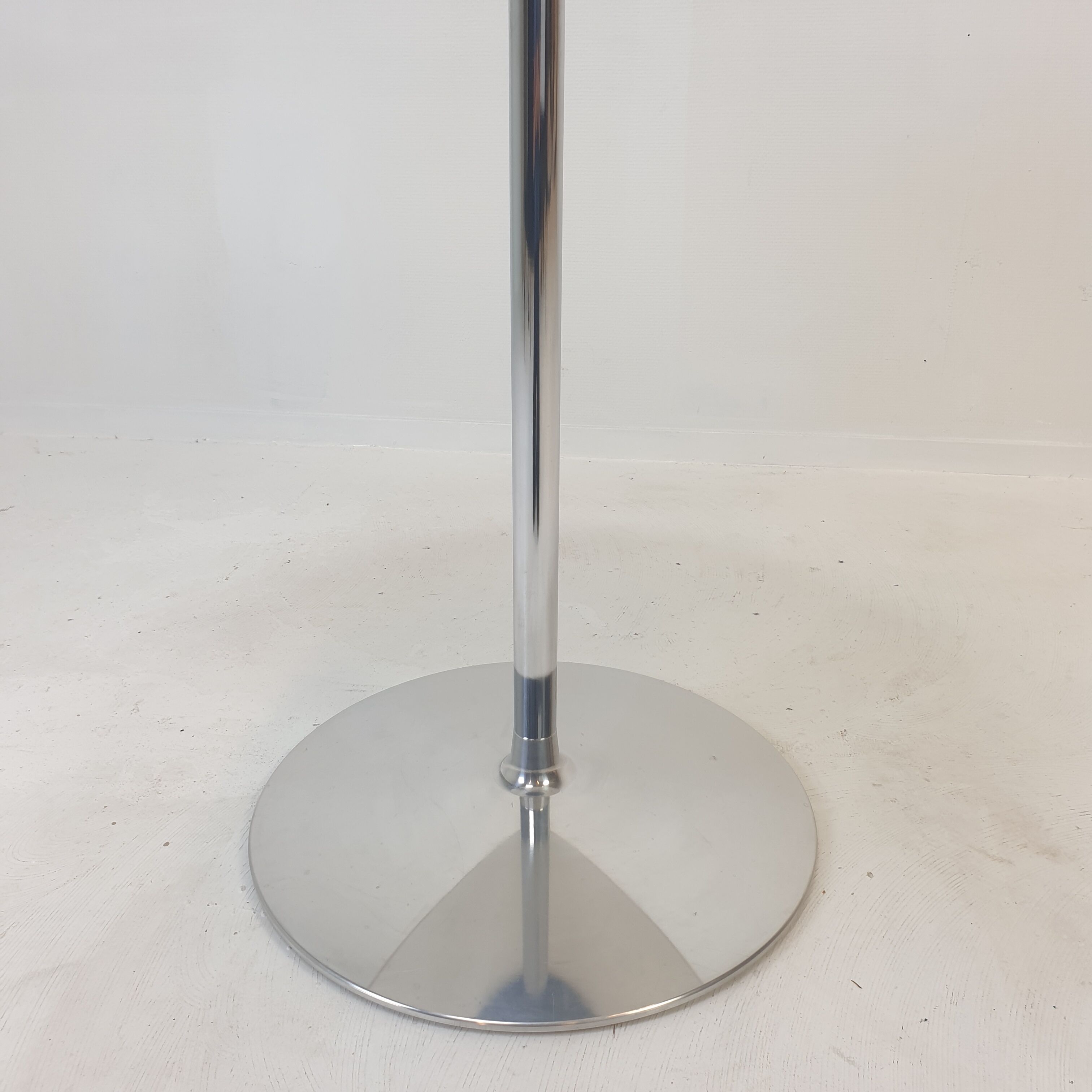 Round Dining Table by Pierre Paulin for Artifort