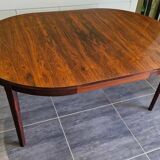 Scandinavian extendable round table in rosewood, 1970s