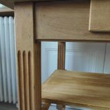 Meuble de métier vintage en chêne sur roulettes, 1 tiroir, 2 tablettes.