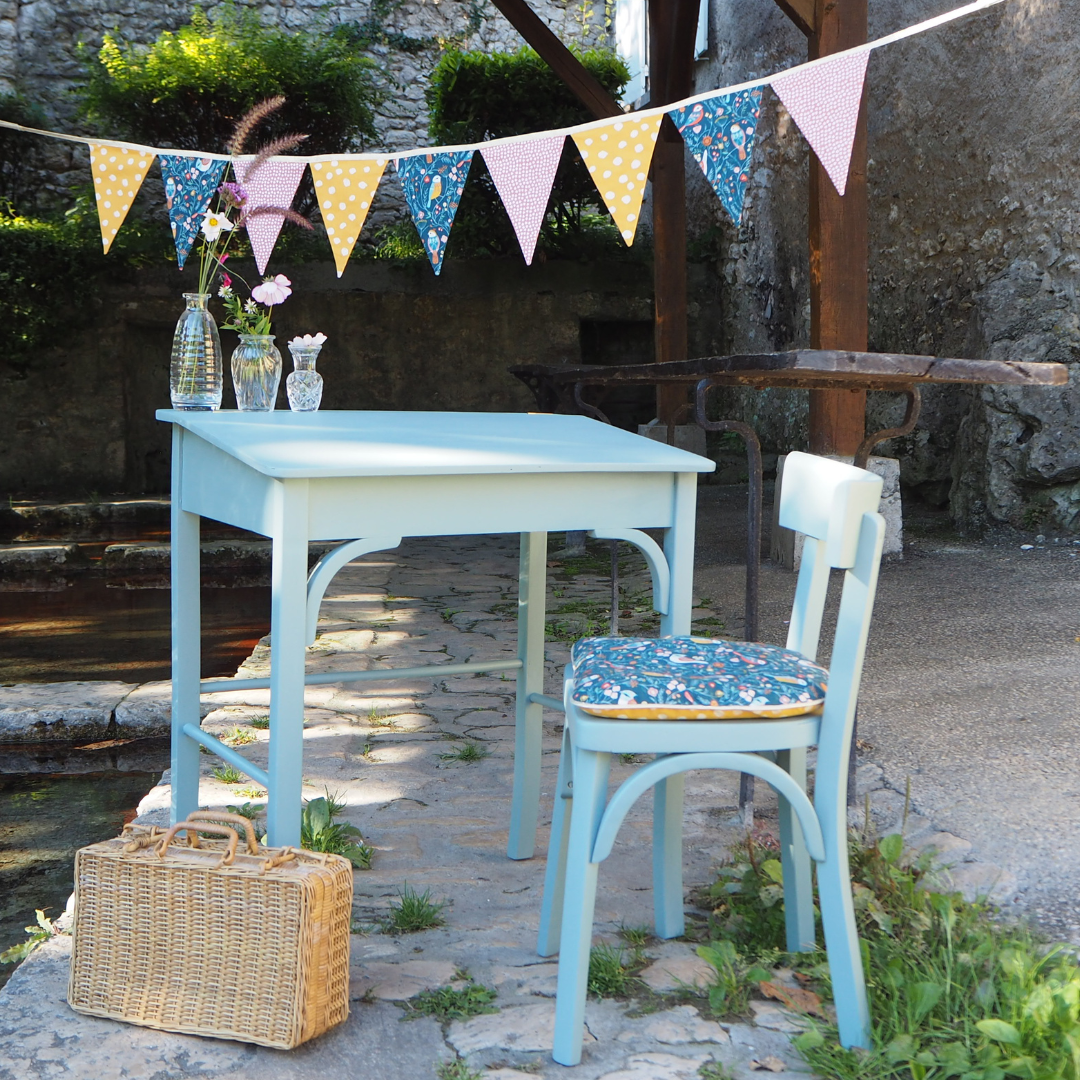 Baumann desk and chair