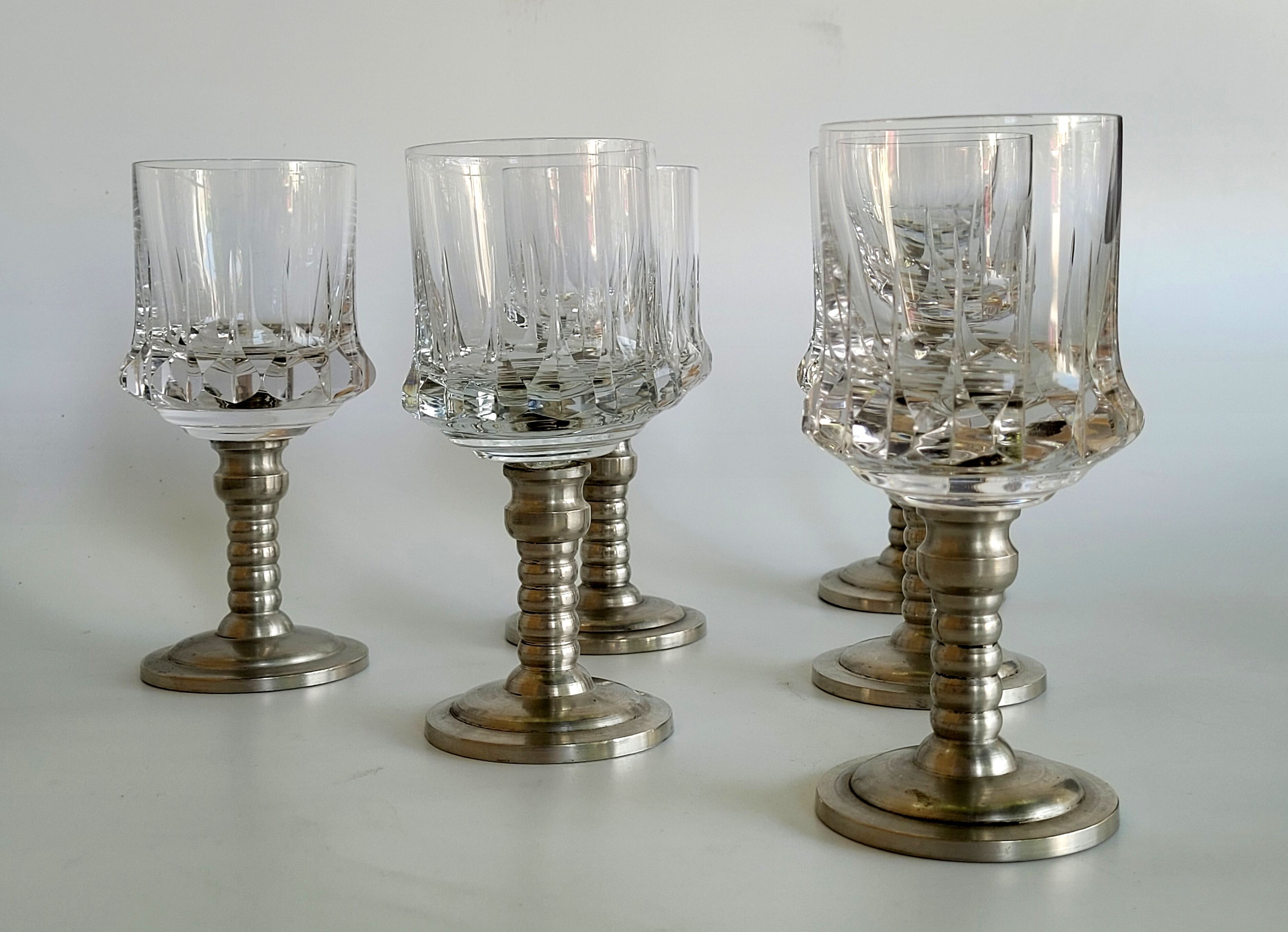 Series of six crystal wine glass with tin foot 9'° 160 ml