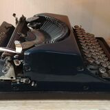 Invicta MP1 Olivetti typewriter