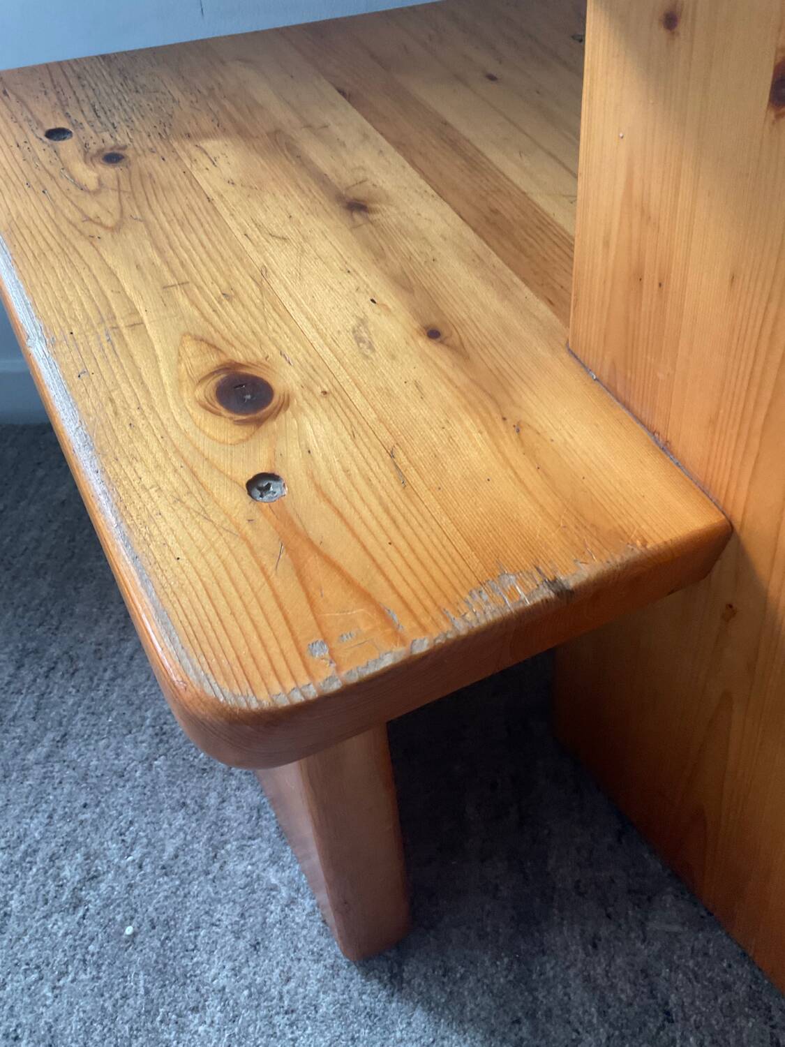 Chaise vintage en pin massif