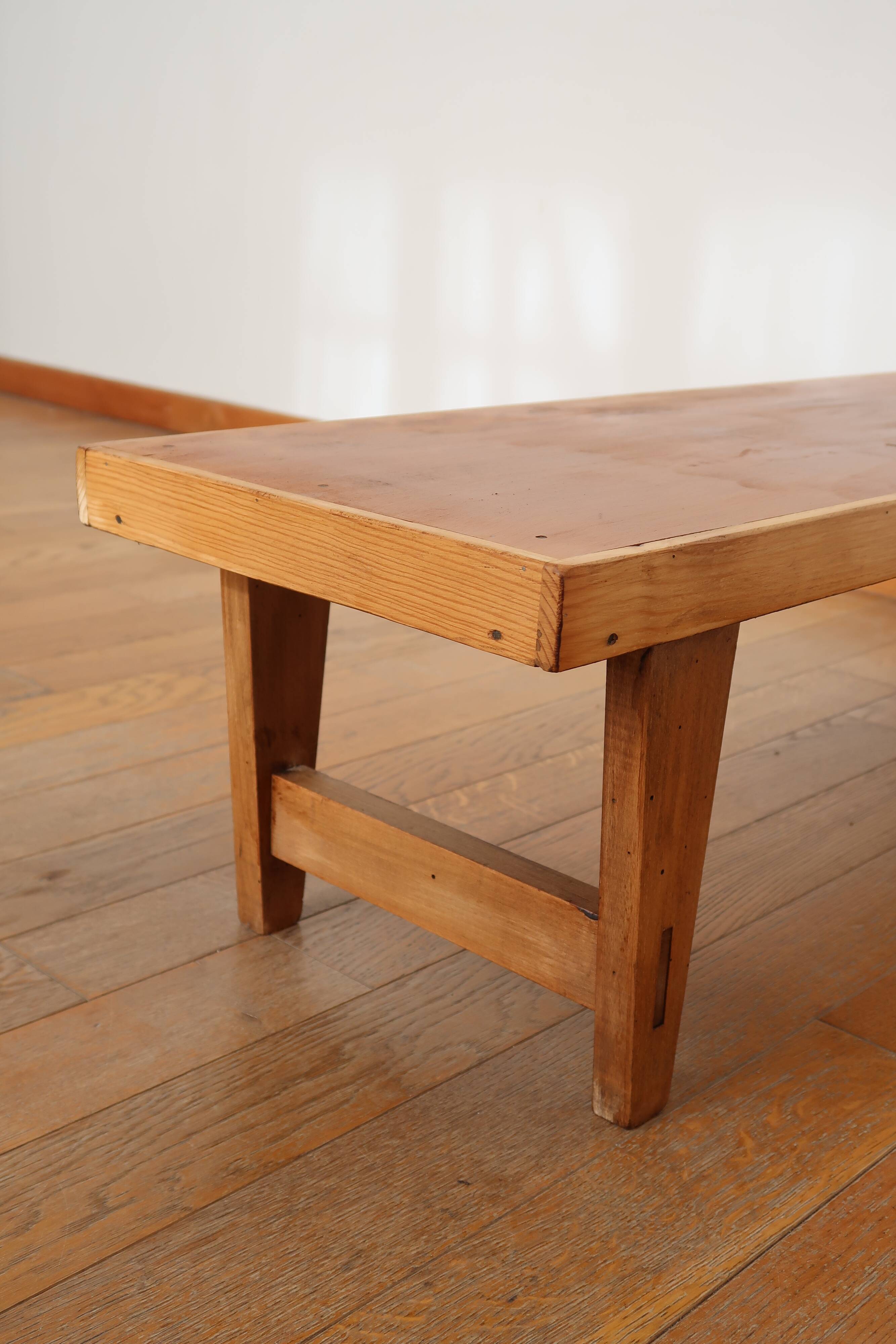 Scandinavian low bench