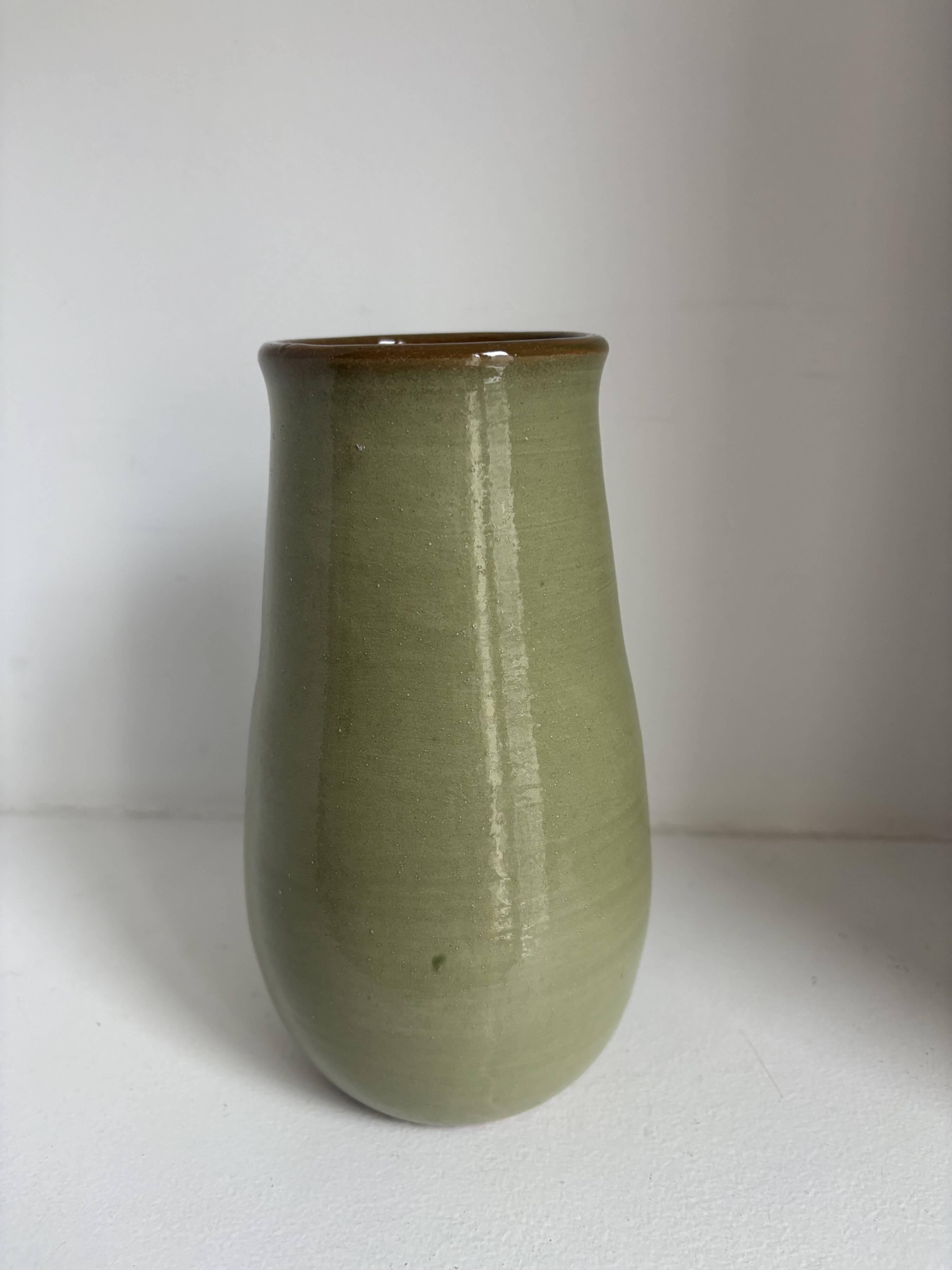 Set of 12 decorative items