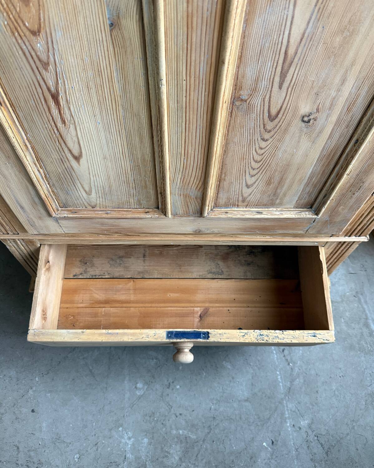 English hosiery (renovated)