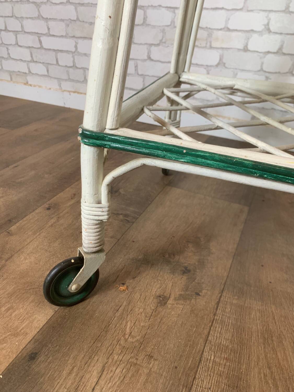 Vintage rattan server 1960