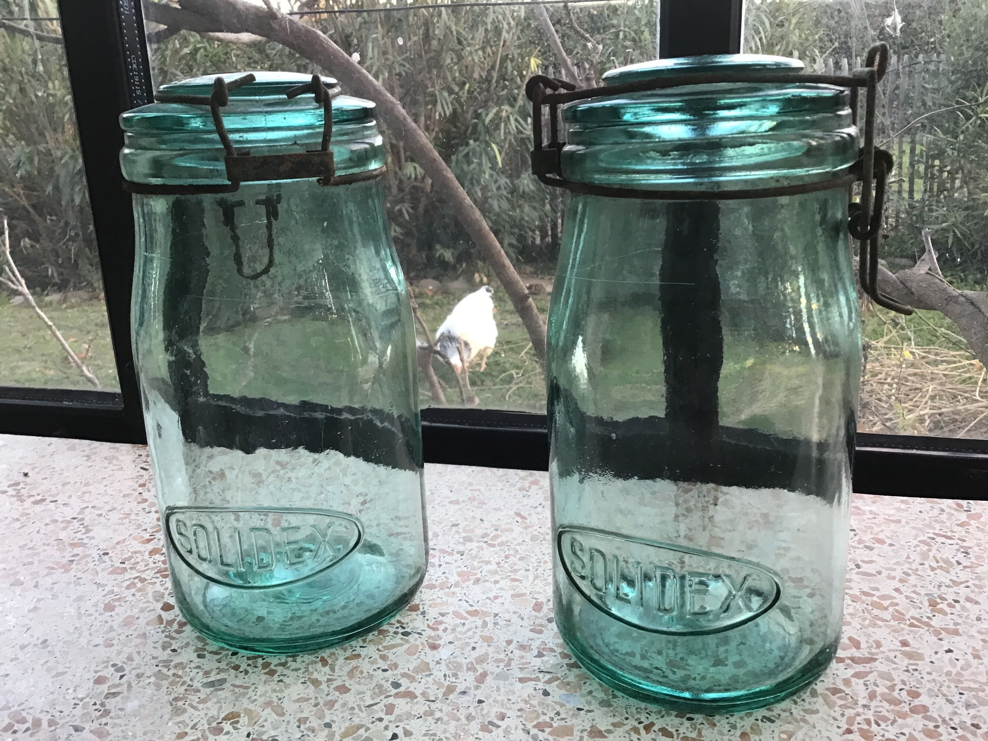 Solidx glass jar