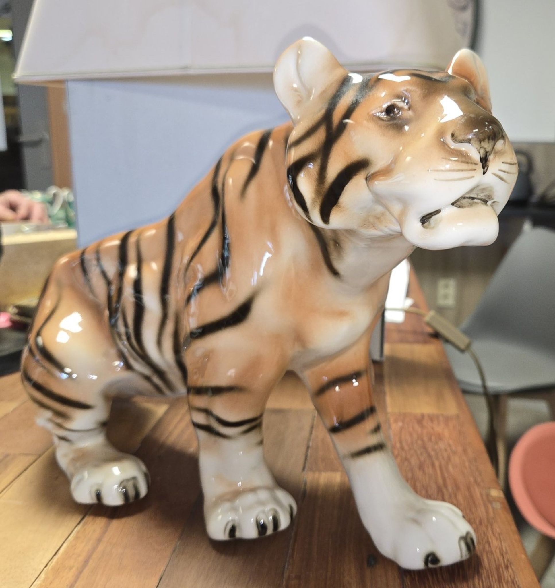 Large porcelain tiger ROYAL DUX – Czechoslovakia - Art Deco 1930