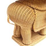 Elephant bass table in rattan.