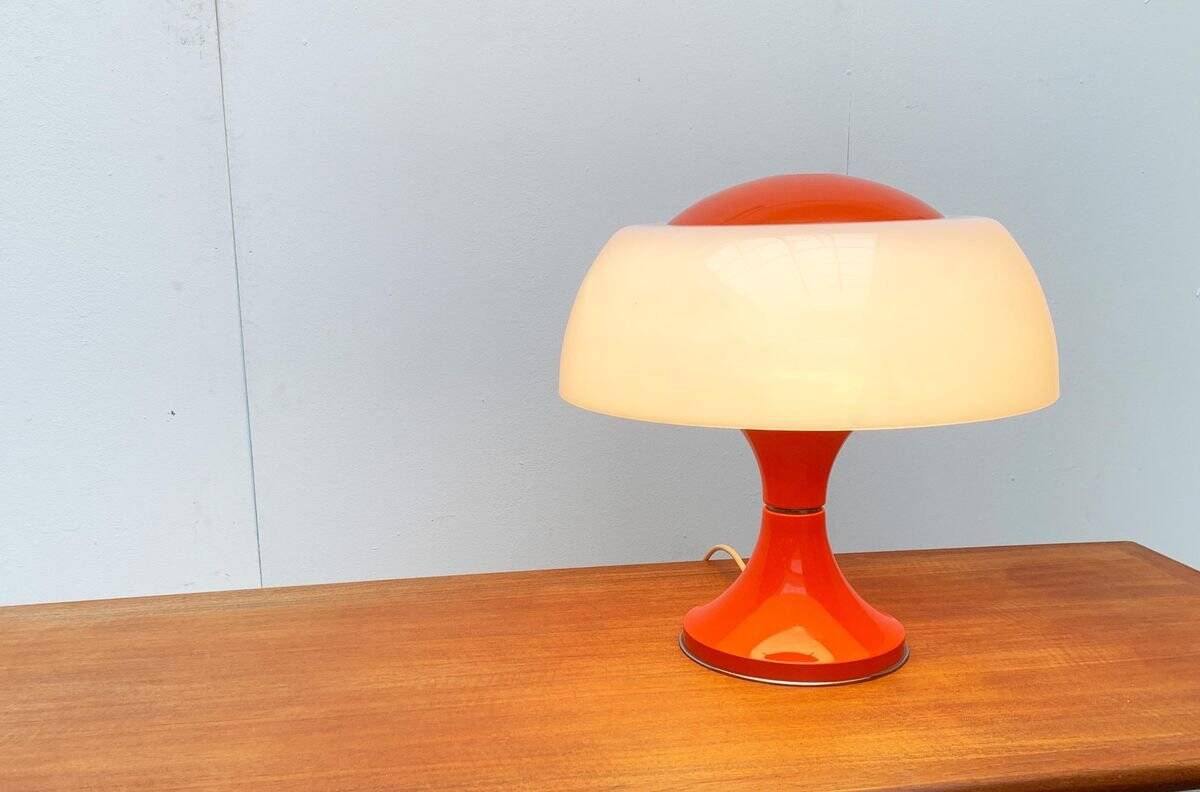 Italian table lamp from the mid-century space age by Gaetano Sciolari for Ecolight/Valenti.