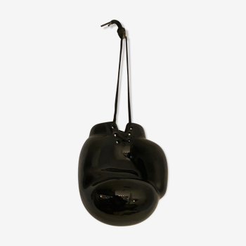 Cendrier en céramique noire, gant de boxe