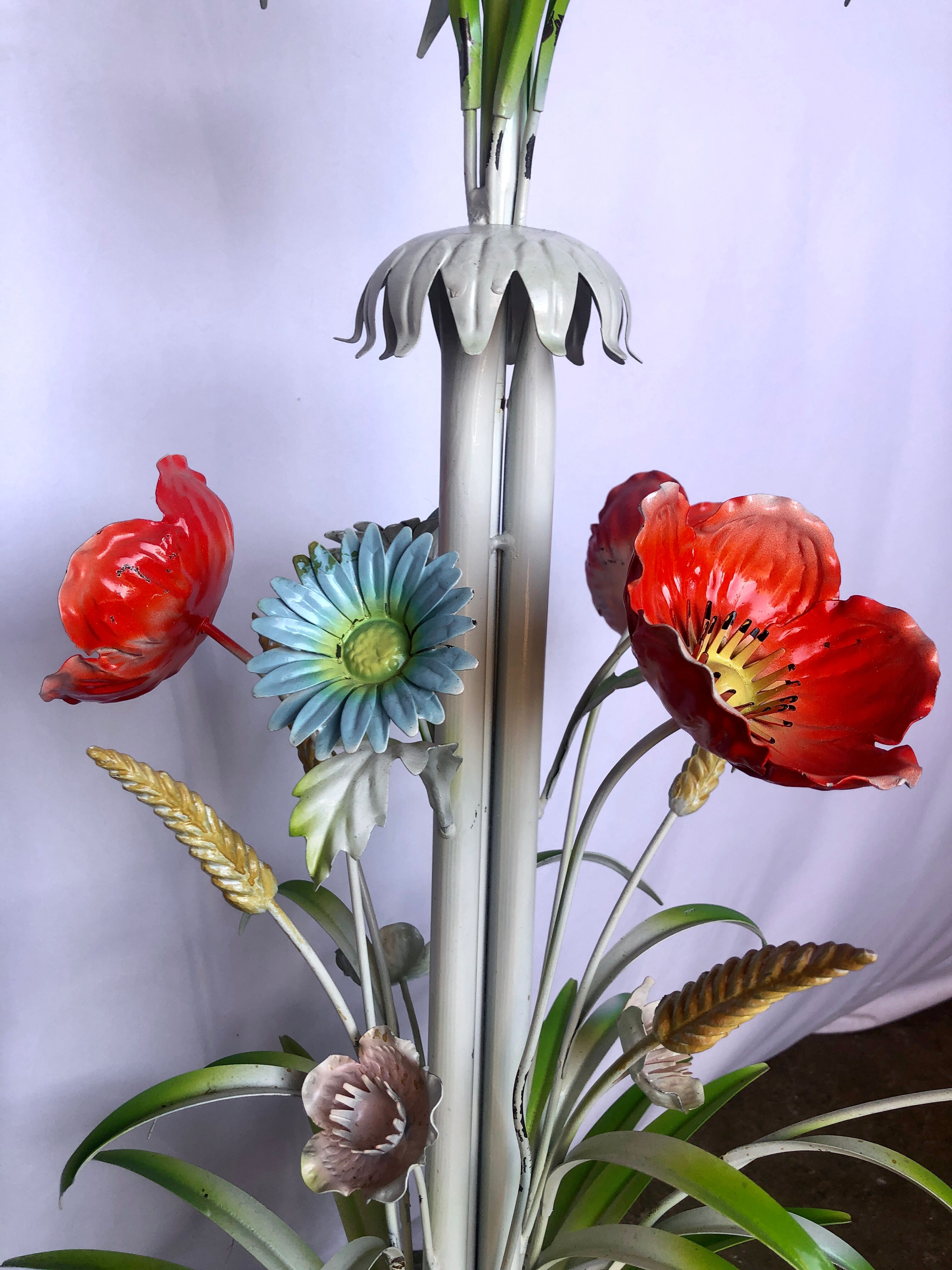 Floor lamp bouquet of summer flowers