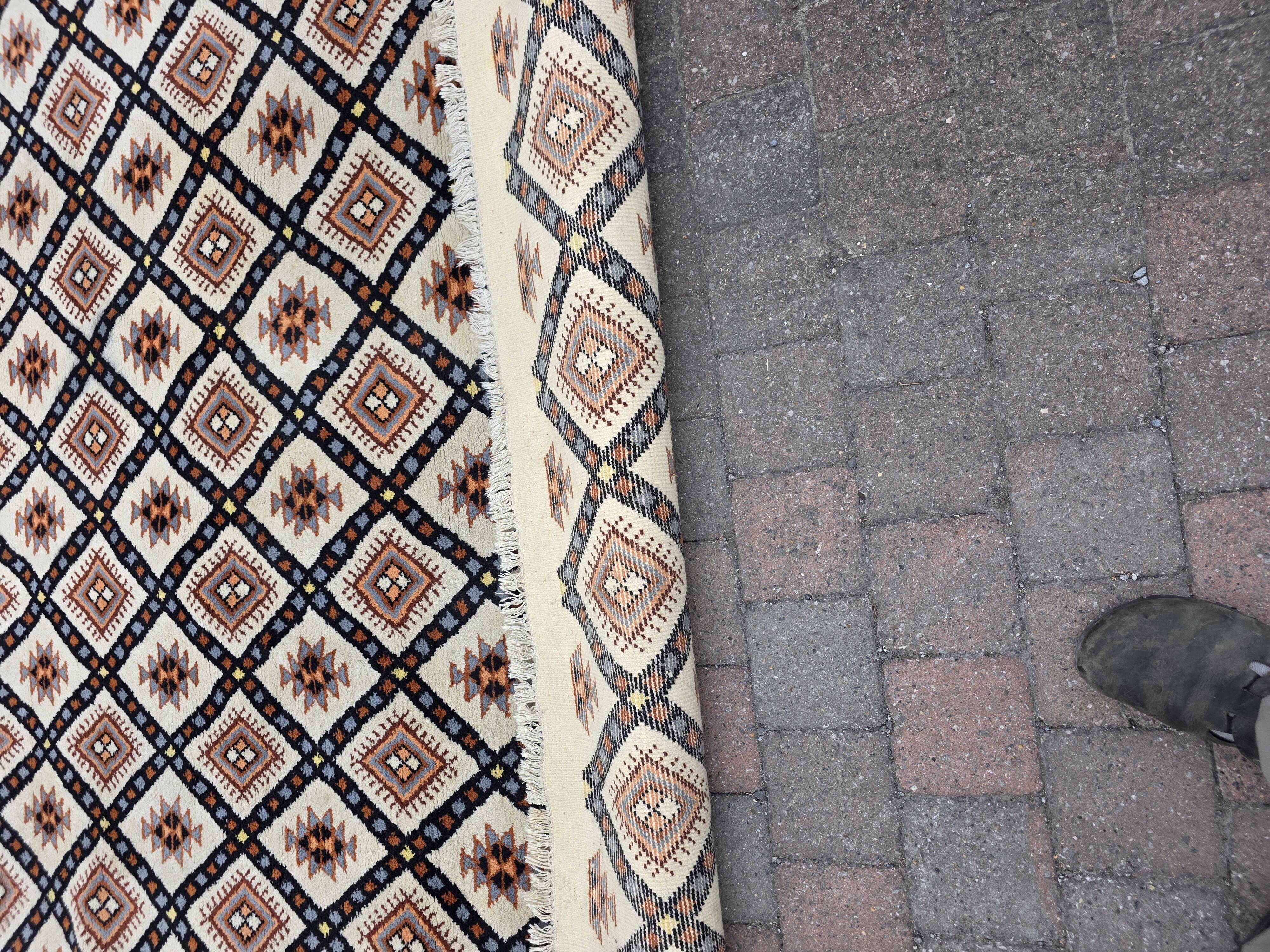 Scandinavian wool rug from the 60s/70s