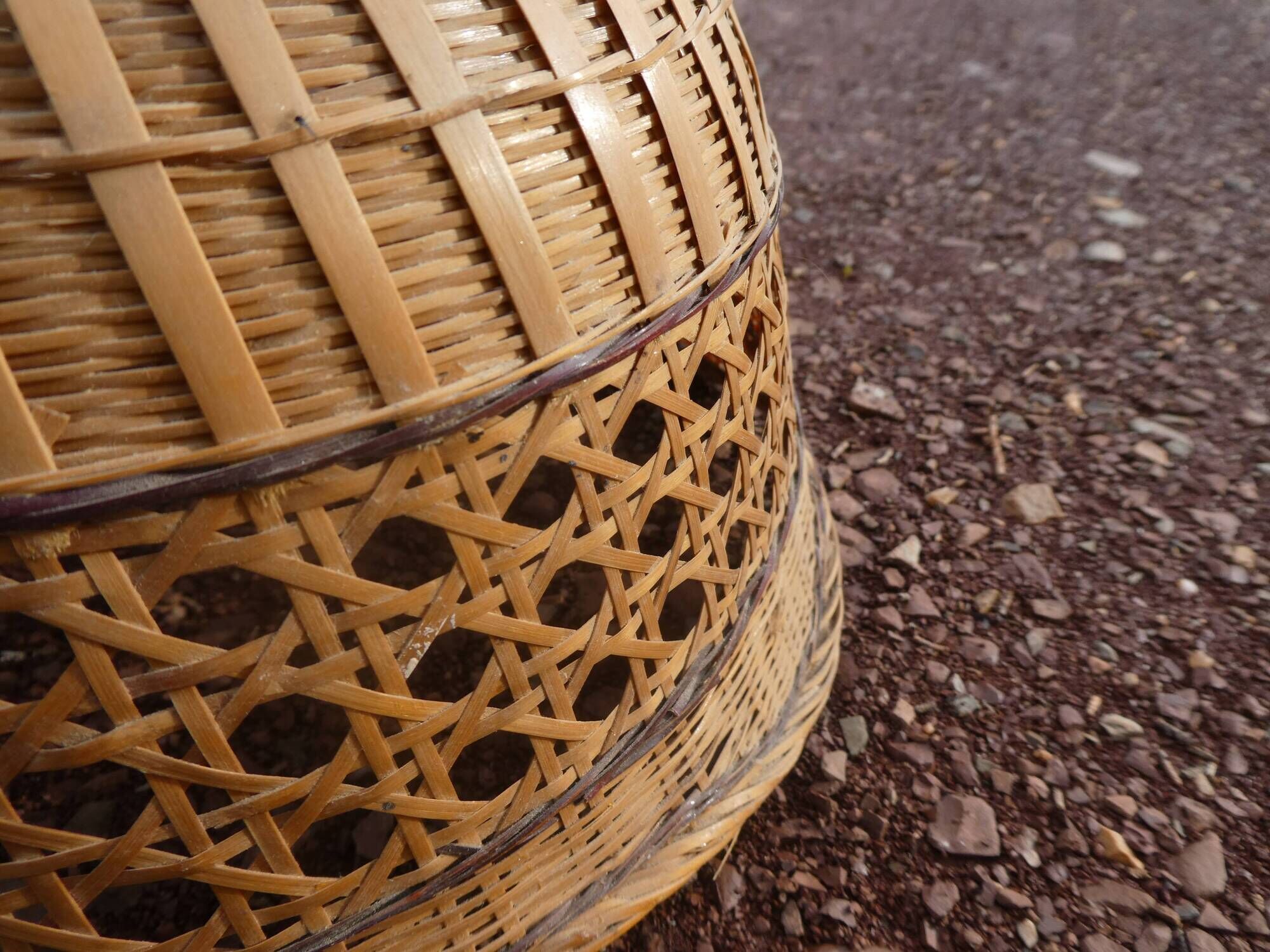 Wicker pendant lamp and vintage braided rattan straws