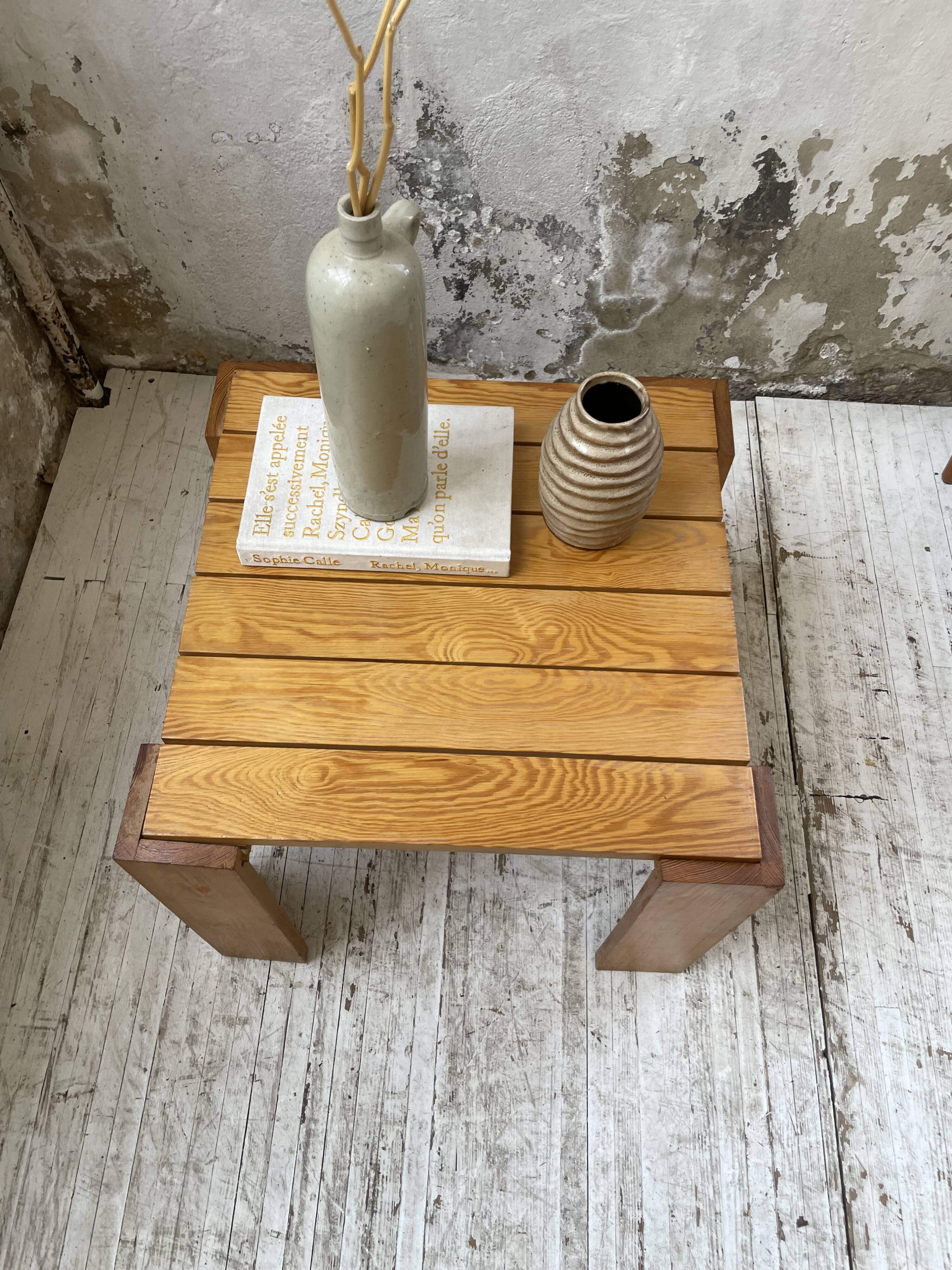 Square pine coffee table from the 70s revival