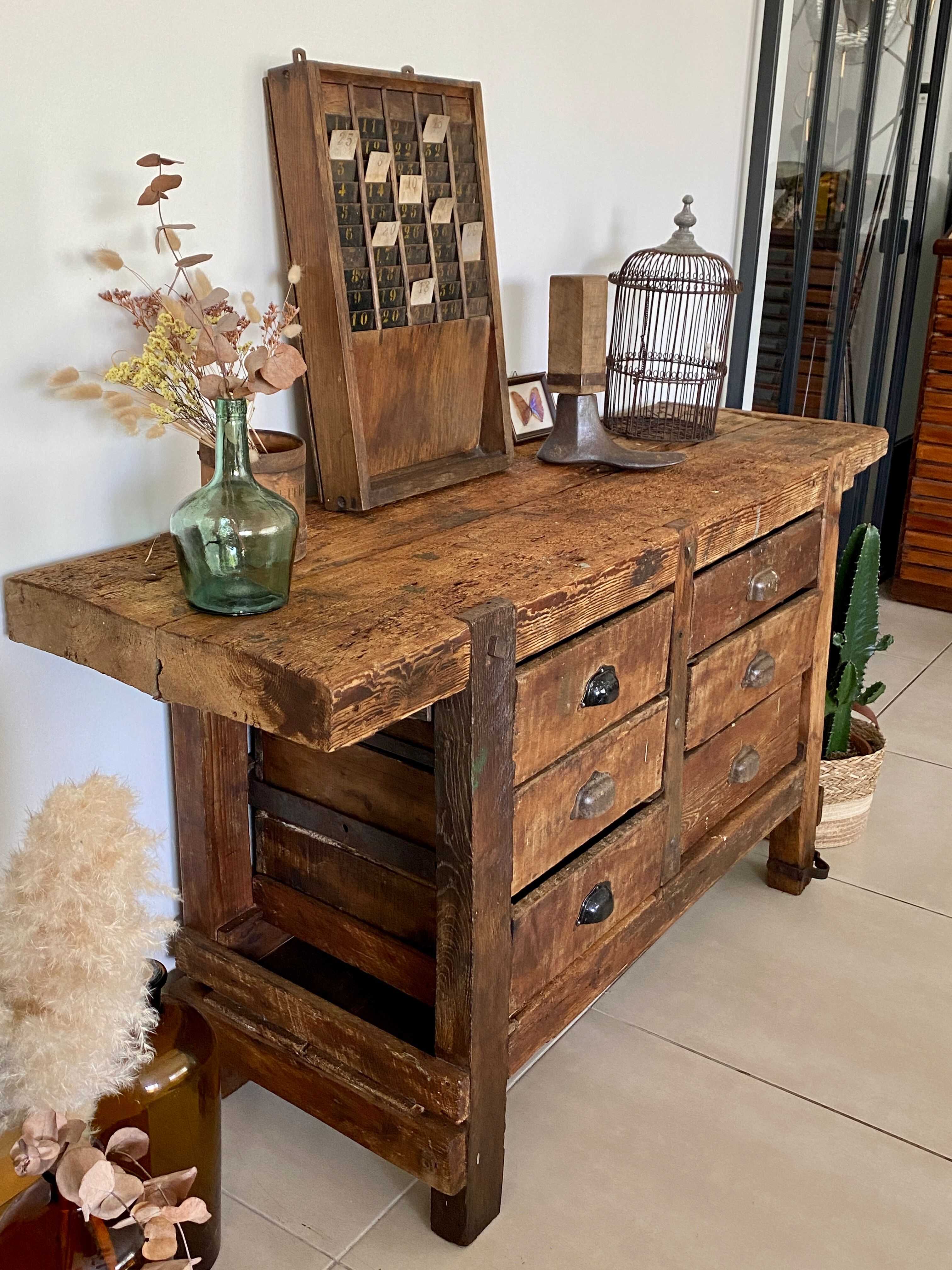 Old wooden workbench