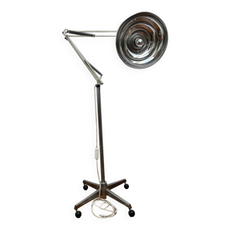 Medical industrial floor lamp