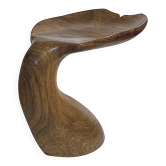Whale tail stool