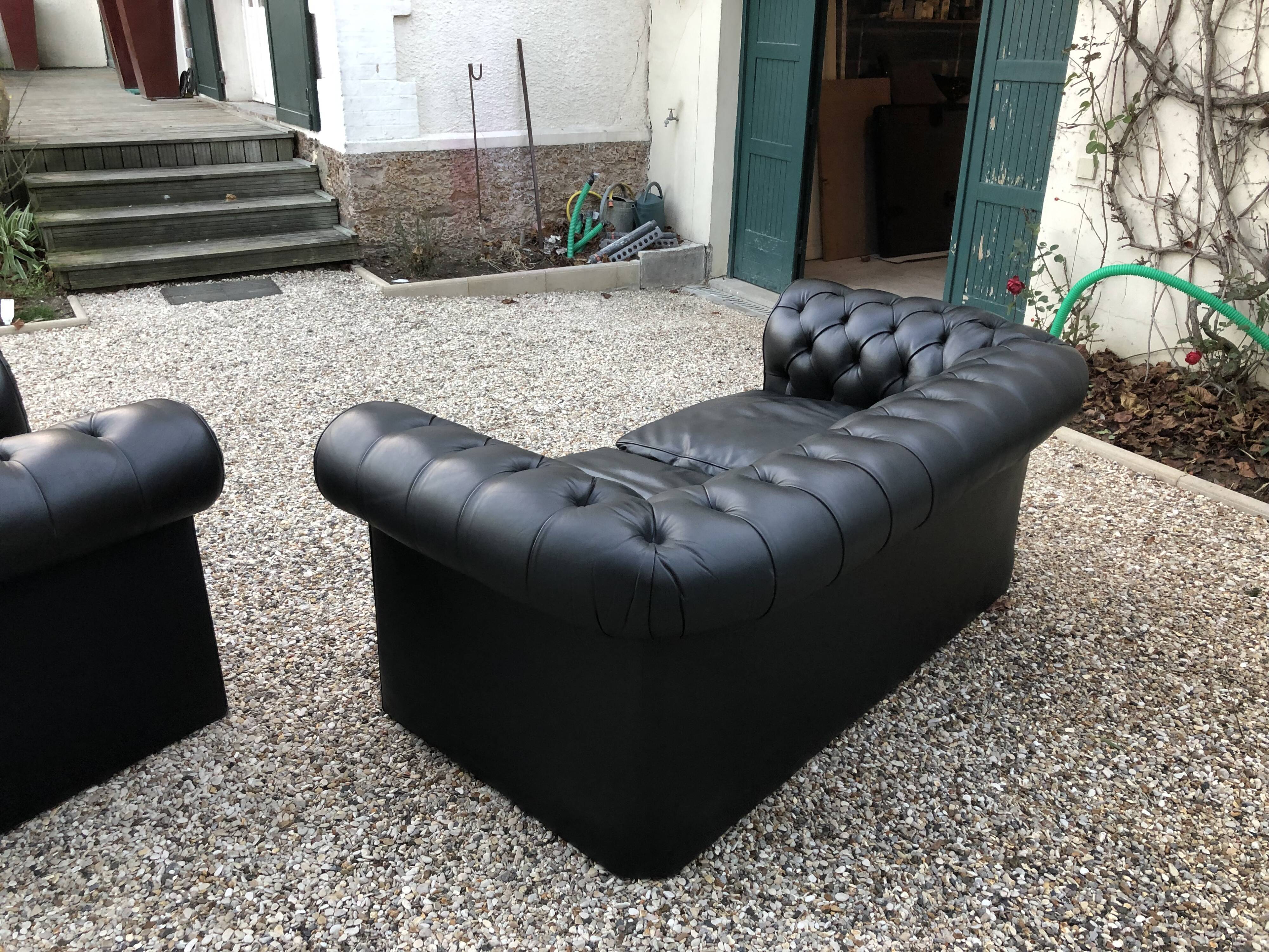 Sofa and armchair Chesterfield