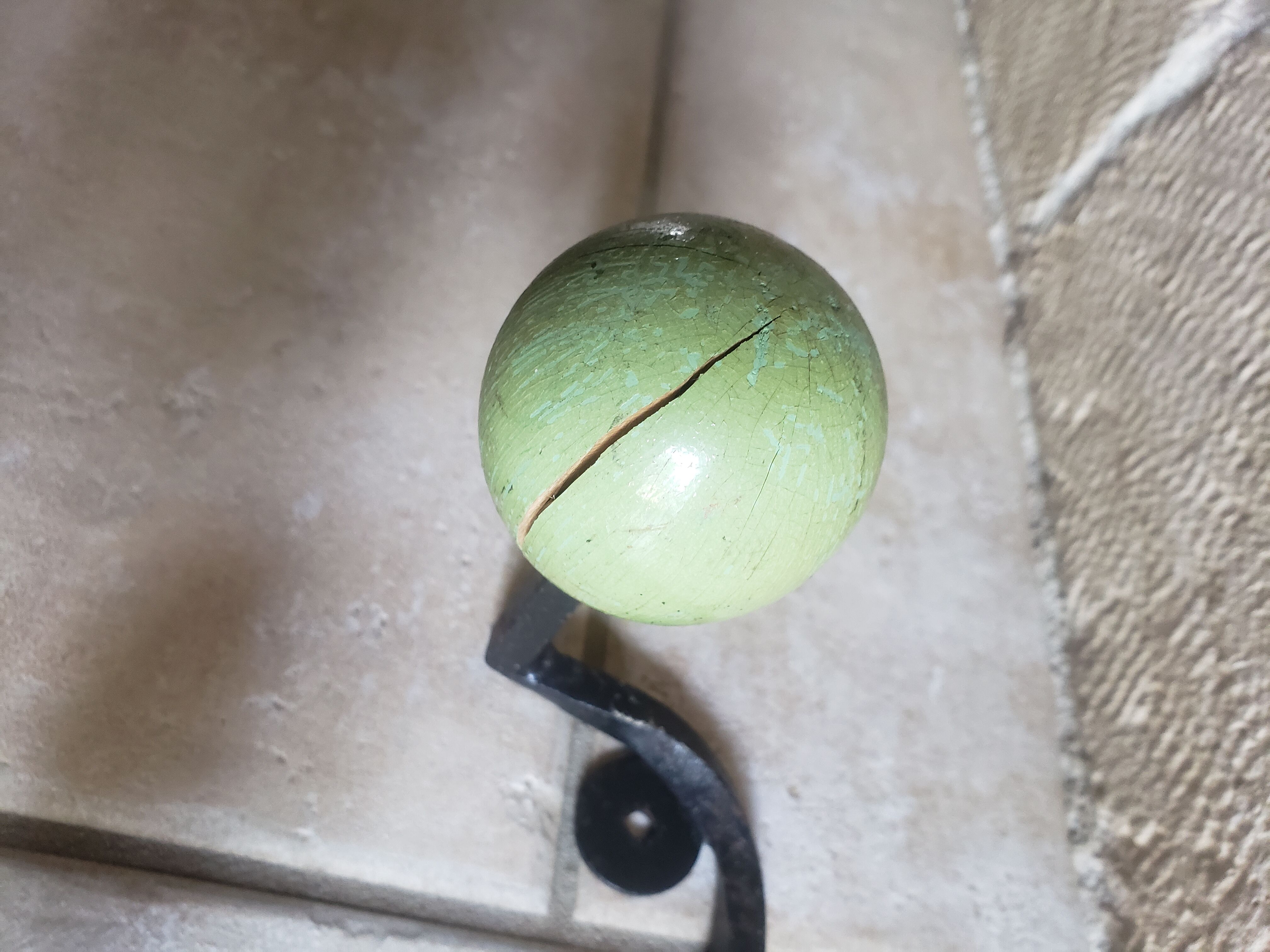 Wall coat rack wrought iron 4 wood balls