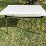 Formica table with 4 chairs