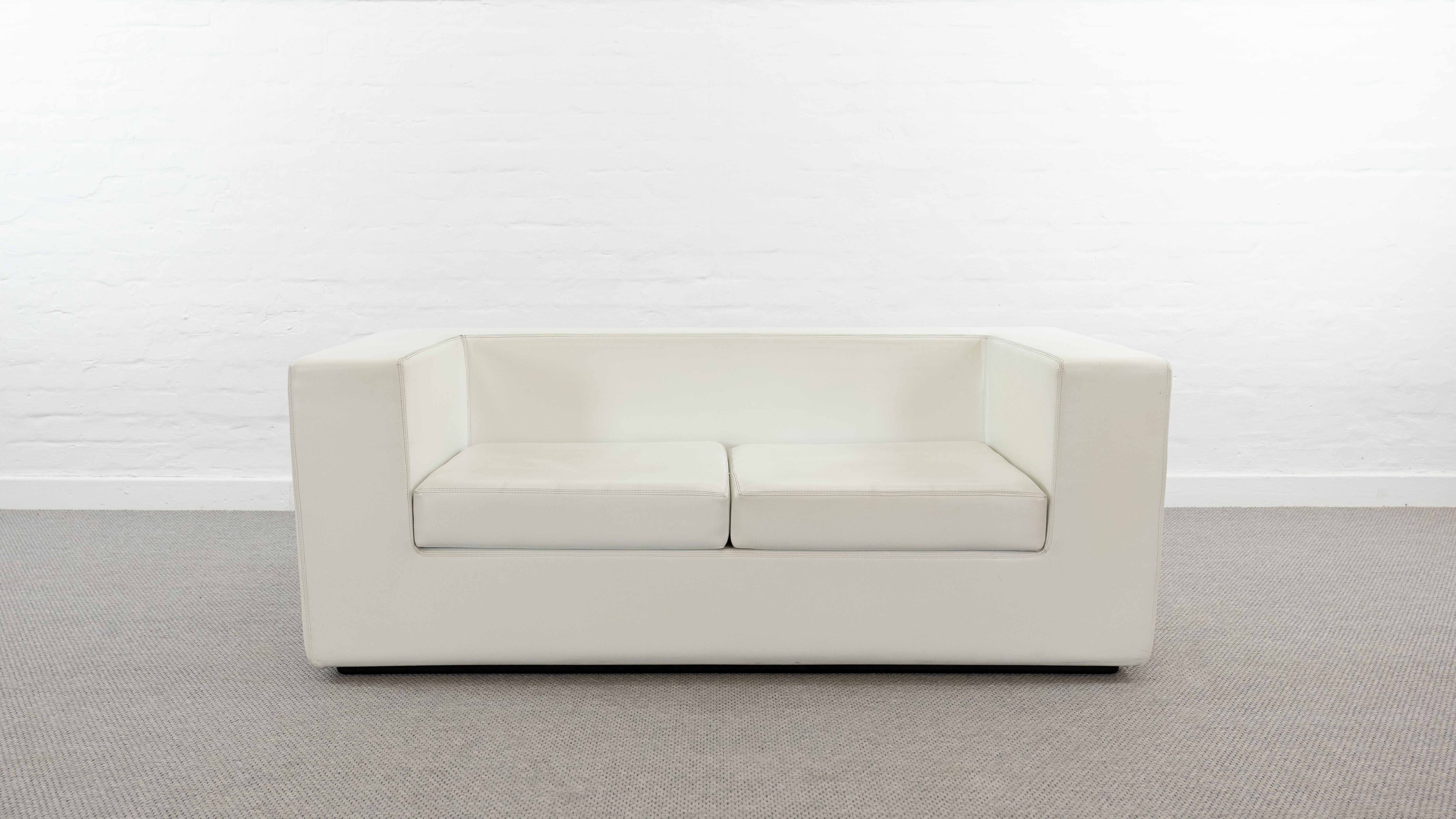 Throw Away sofa by Willie Landels for Zanotta 1965 in white vinyl